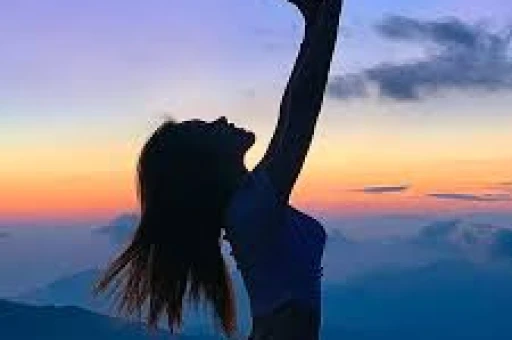 【绝对爆款】彻底炸锅！顶流片场停工大瓜网友：滤镜碎成渣！